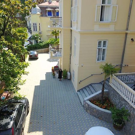 Apartments Villa Atta オパティヤ エクステリア 写真